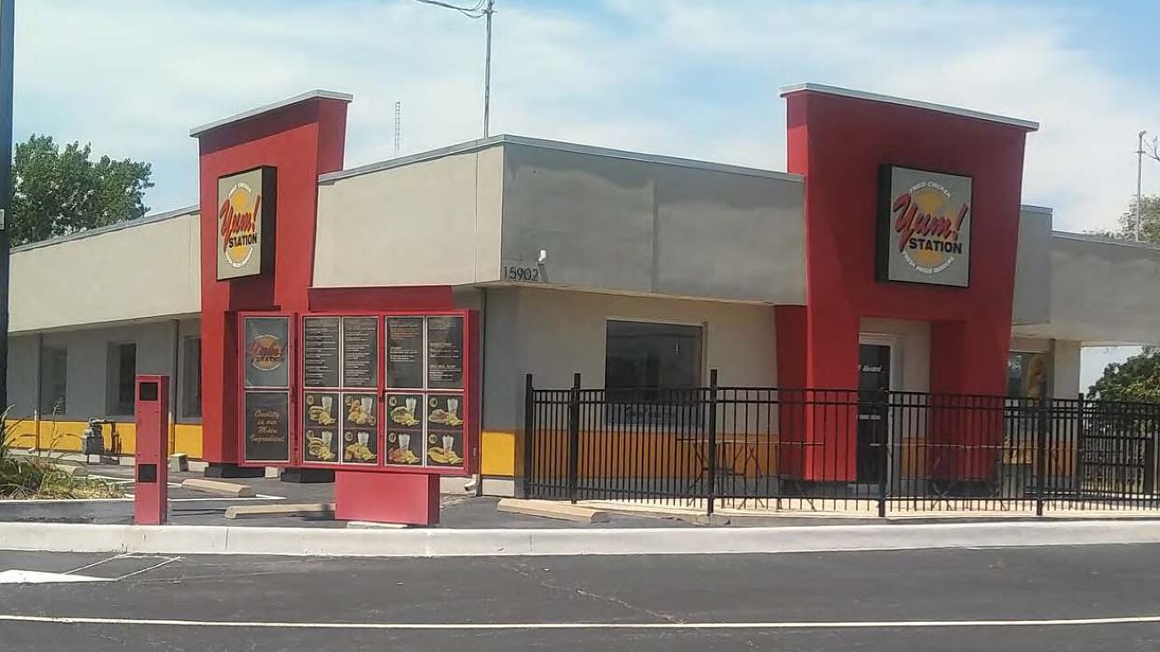 15902 E. 24 Highway, Independence, MO 64050