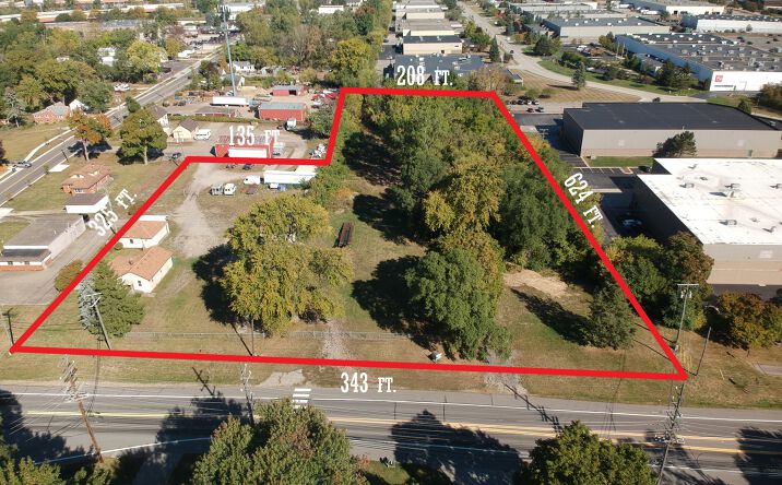 Pictures of Industrial, Land, Mixed Use, Self Storage property located at 3140 W Auburn Rd, Rochester Hills, MI 48309 for sales - image #1