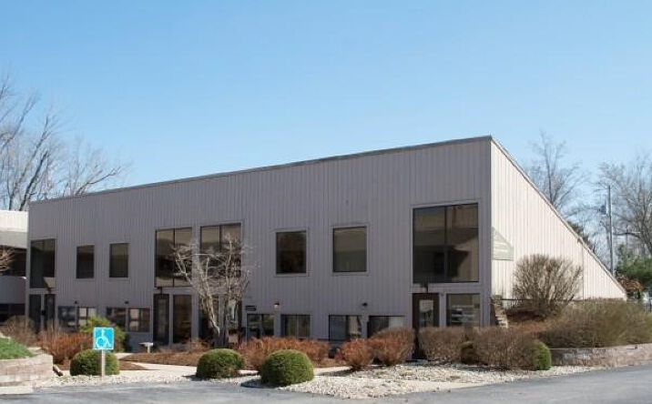 Pictures of Office, Retail property located at 1111 E Walnut, Carbondale, IL 62901 for sales - image #1