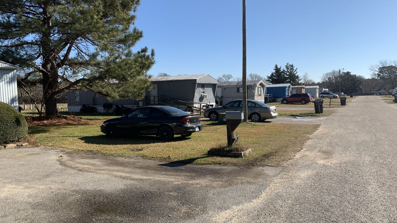 35 Randall Ln, Lillington, NC 27546