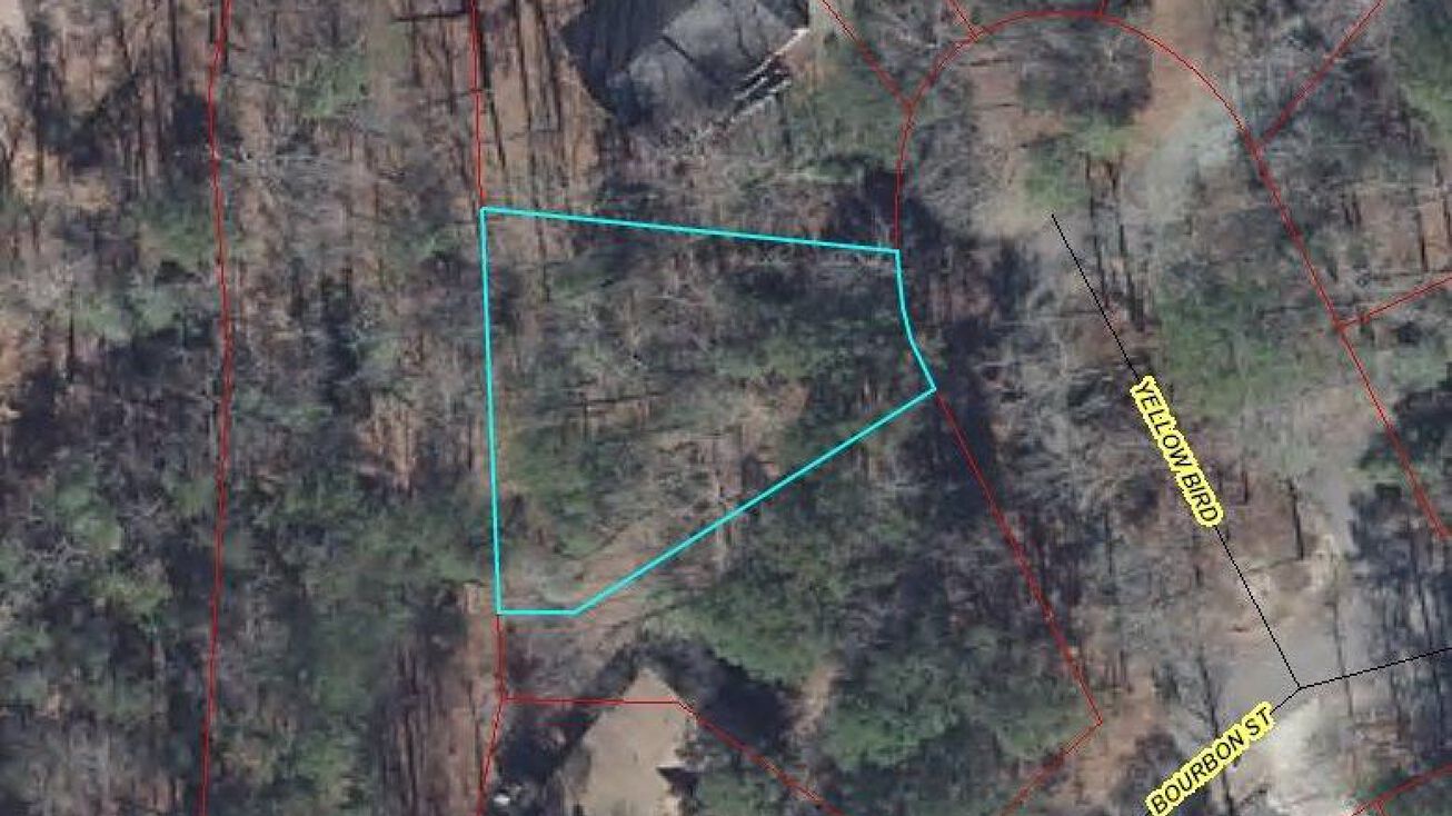 3010 Yellow Bird Cir, Sanford, NC 27332