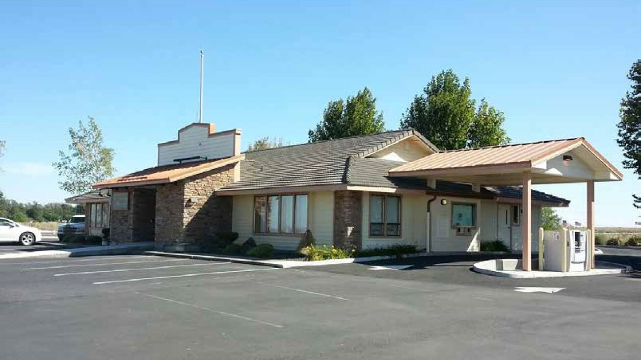 101 SW Kinkade Road, Boardman, OR 97818 Retail Property for Sale