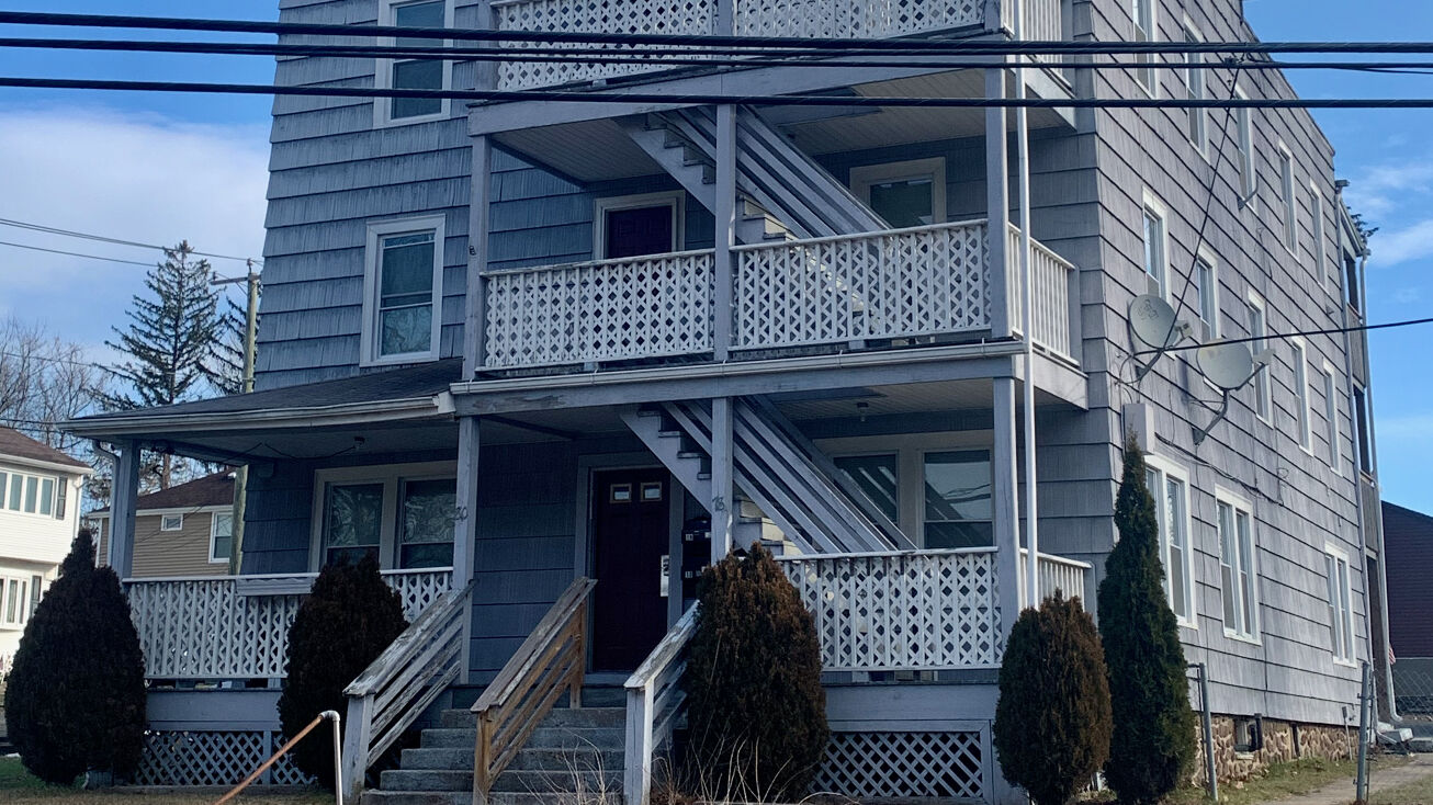 78 Brook St, Bristol, CT 06010