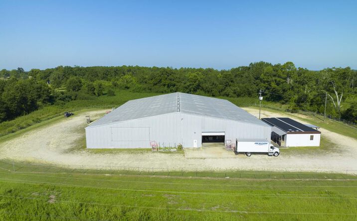 Pictures of Industrial property located at 824 Mary Helen Drive, Chipley, FL 32428 for sales - image #1