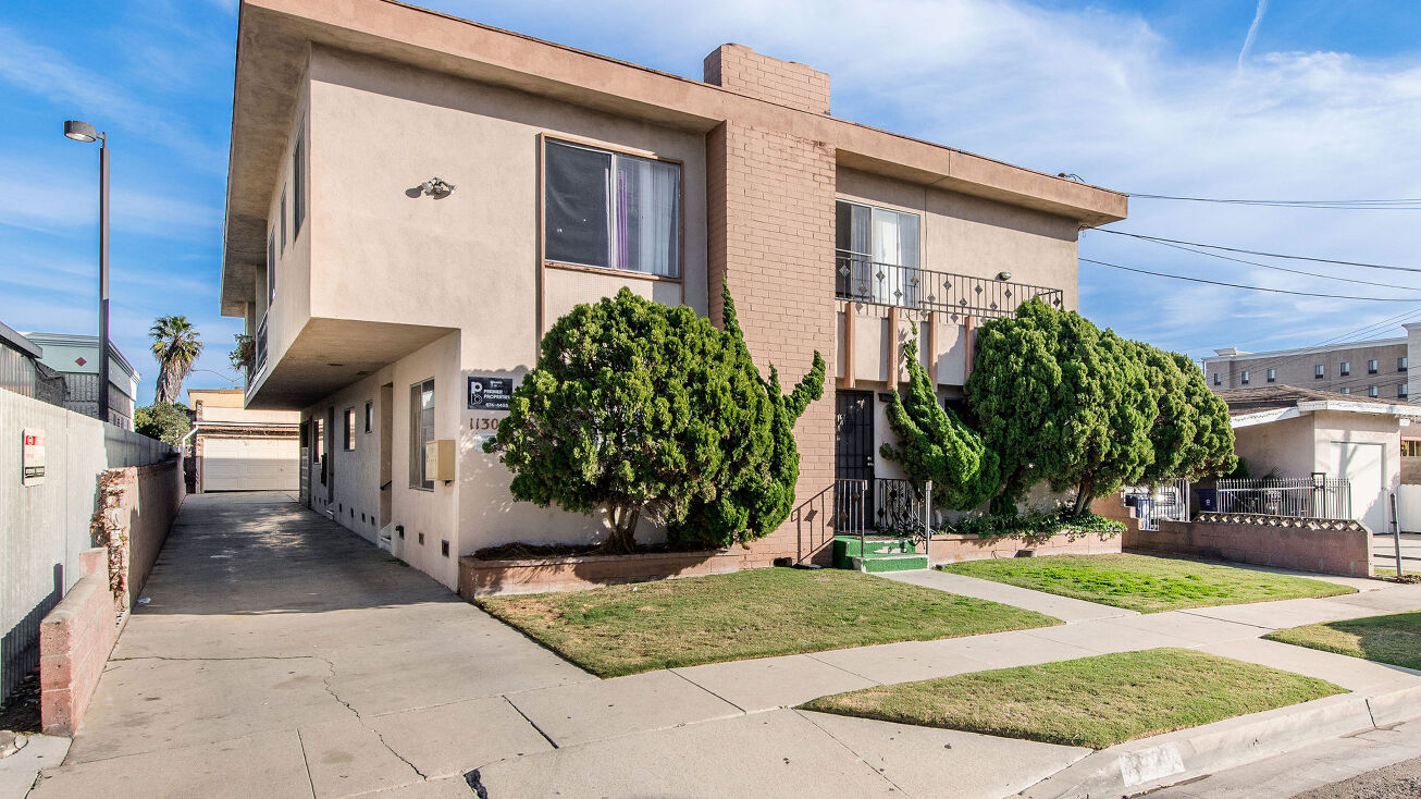 11300 Acacia Ave, Inglewood, CA 90304 Multifamily Property for Sale