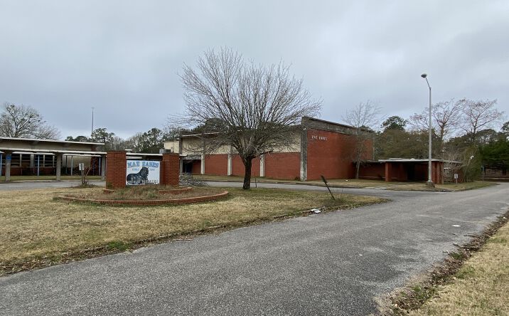 Pictures of Multifamily, Special Purpose property located at 1901 Hurtel St, Mobile, AL 36605 for comps - image #1