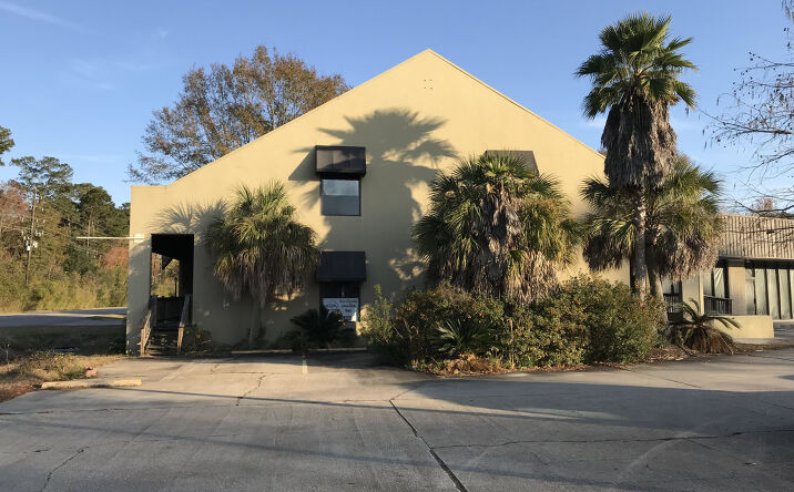 Pictures of Retail, Office property located at 5200 Highway 22 (LA-22), Mandeville, LA 70471 for comps - image #1
