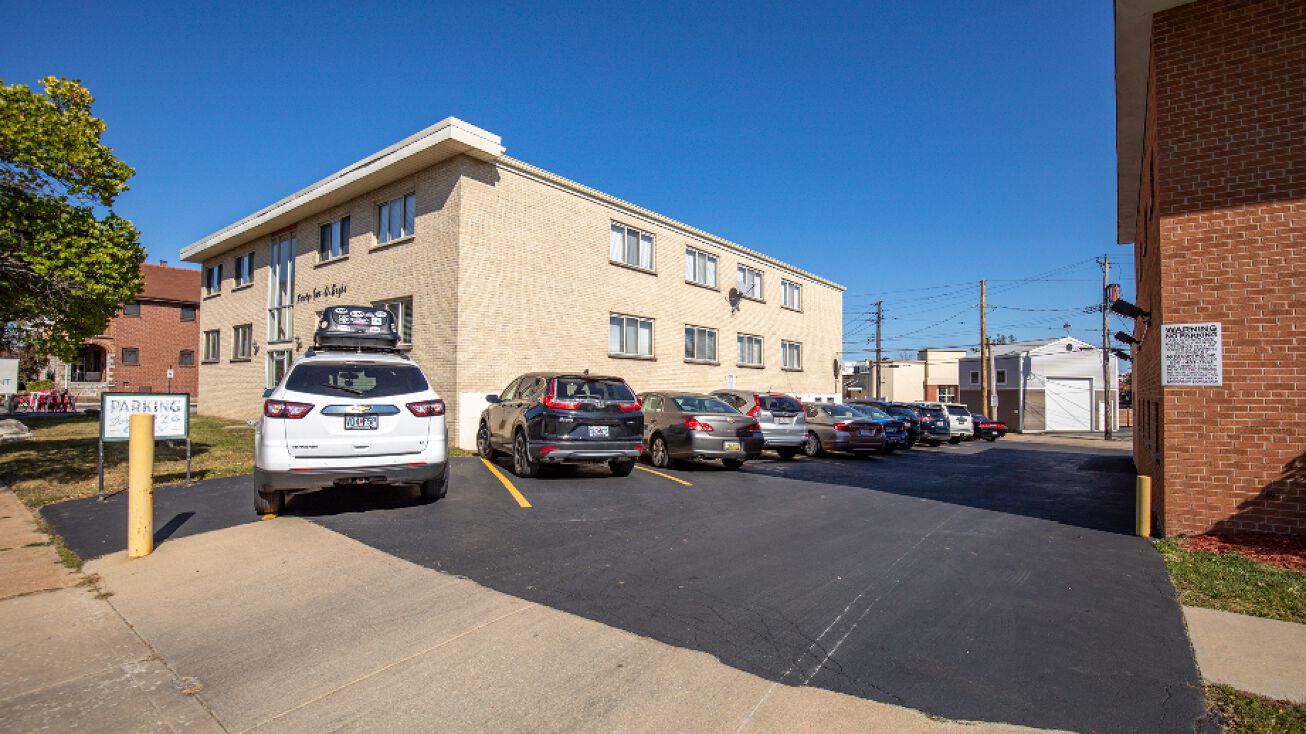 4224 Watson Road, St. Louis, MO 63109