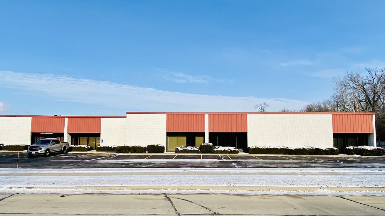 2416 Industrial Dr ( Condo D&E ), Neenah, WI 54956