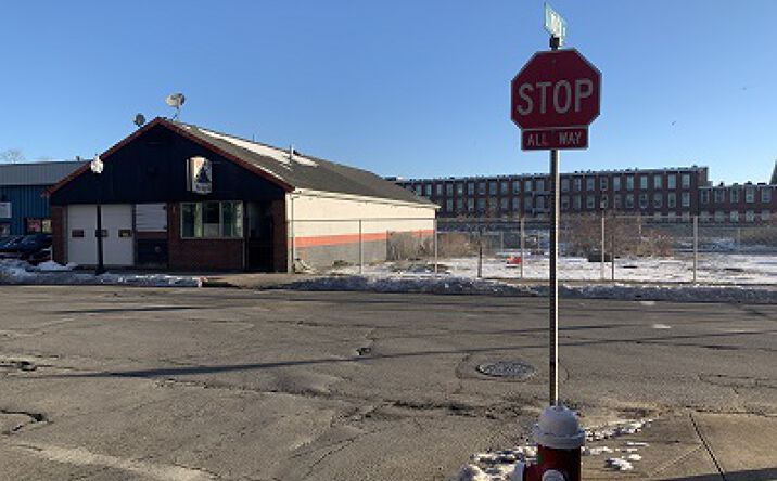 Pictures of Retail property located at 1846-1848 Purchase St, New Bedford, MA 02740 for comps - image #1