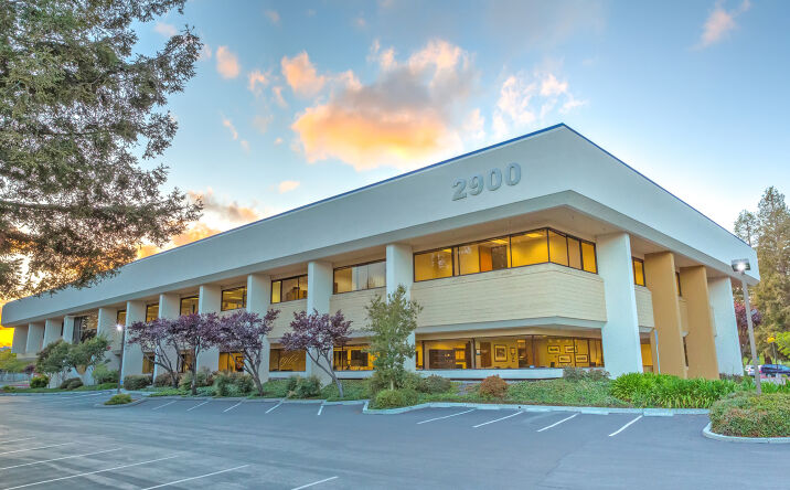 Pictures of Office property located at 2900 Lakeside Dr, Santa Clara, CA 95054 for comps - image #1