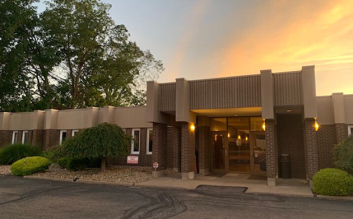 Pictures of Office property located at 2223 Fulton Ave NW, Canton, OH 44709 for sales - image #1