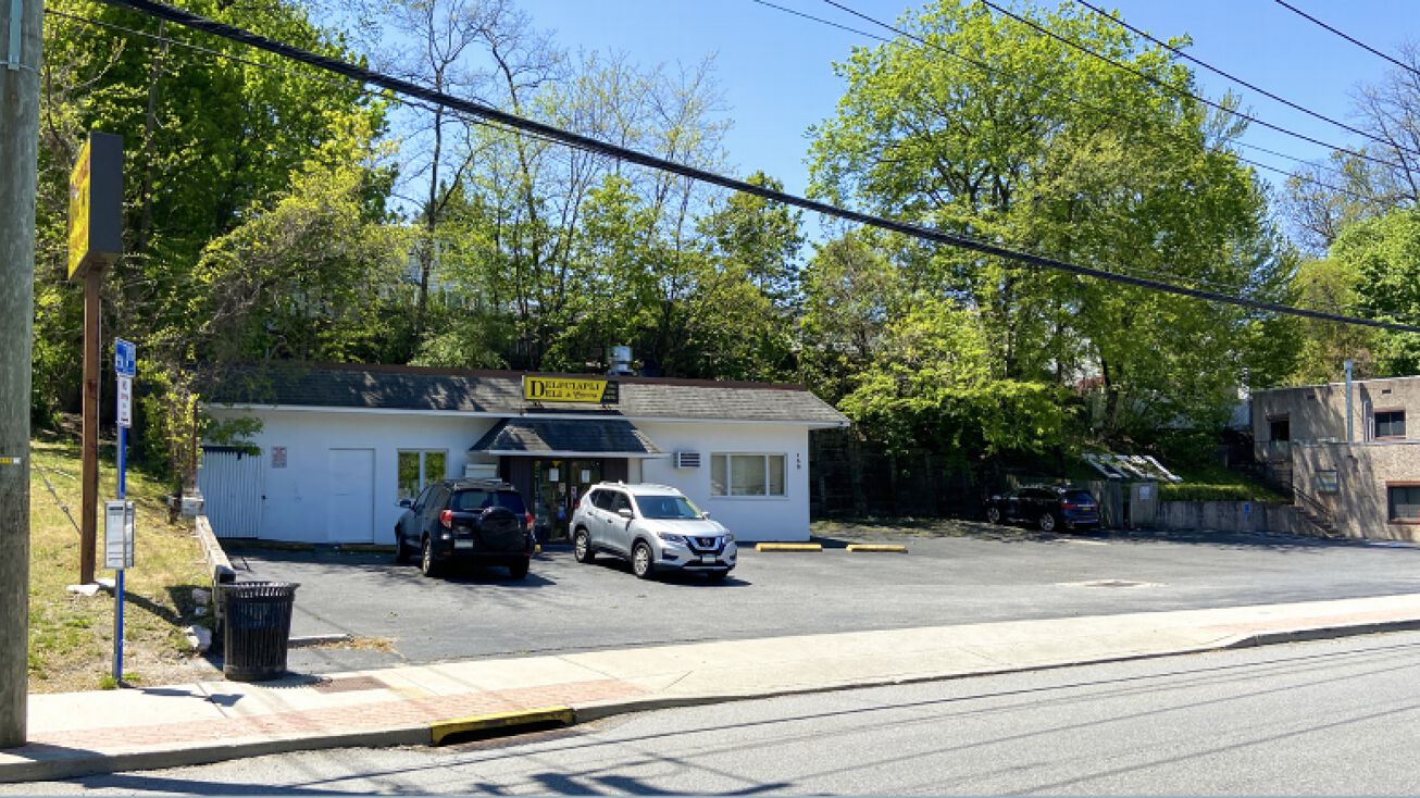 158 E Main St, Elmsford, NY 10523