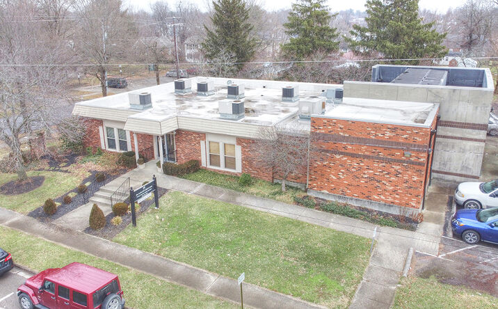 Pictures of Office property located at 204 S 2nd St, Danville, KY 40422 for comps - image #1