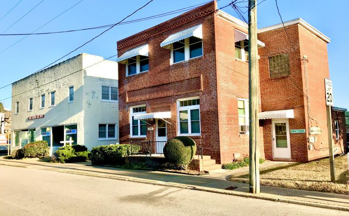 200 202 And 204 206 Sir Walter Raleigh St Manteo Nc 27954 Multifamily Property For Sale