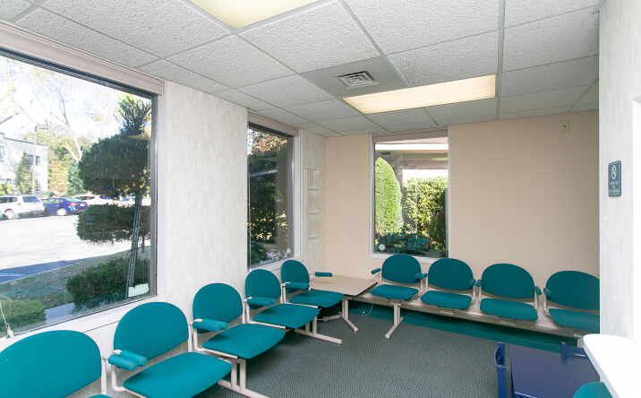 Pictures of Office property located at 100 Coventry Dr, Phillipsburg, NJ 08865 for sales - image #1