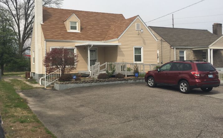 Pictures of Office property located at 2125 Old Shepherdsville Rd, Louisville, KY 40218 for comps - image #1