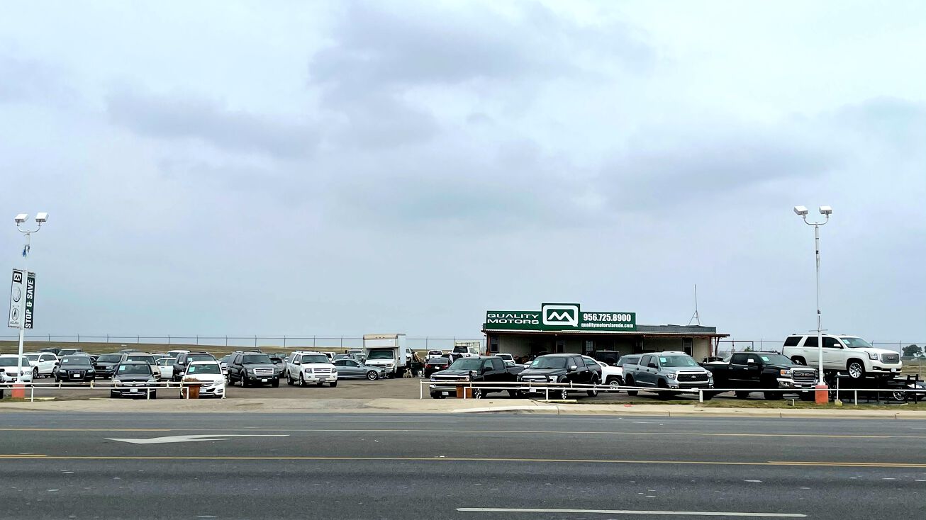 3520 E Saunders St, Laredo, TX 78041