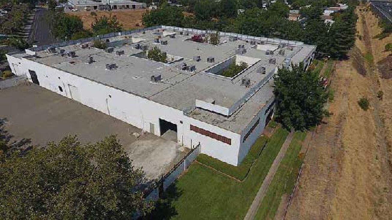 Pictures of Industrial property located at 3077 Fite Circle, Sacramento, CA 95827 for sales - image #1