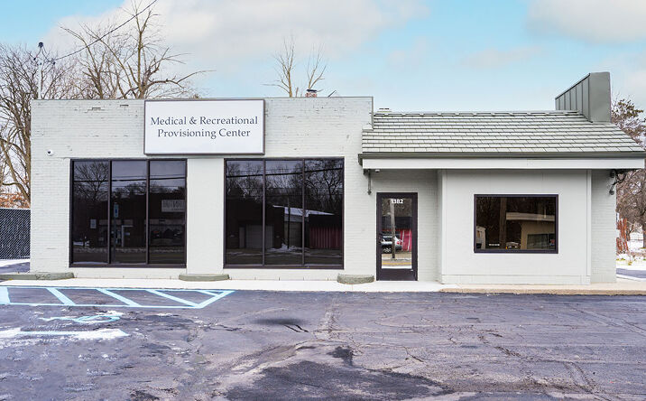 Pictures of Retail property located at 1382 W Michigan Ave, Battle Creek, MI 49037 for sales - image #1
