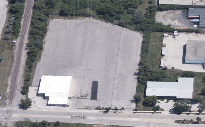 Pictures of Industrial property located at 6242 N 64th St, Milwaukee, WI 53218 for sales - image #1