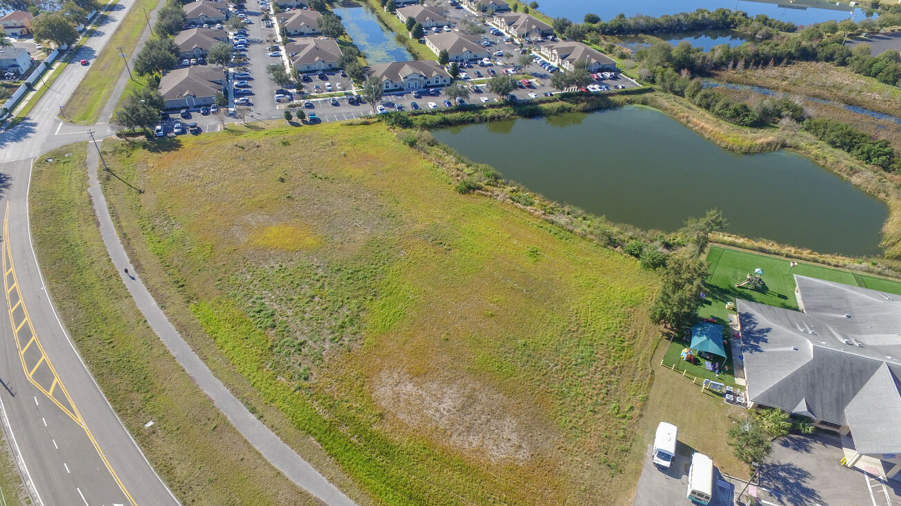 Summerfield Crossing Blvd, Riverview, FL 33579