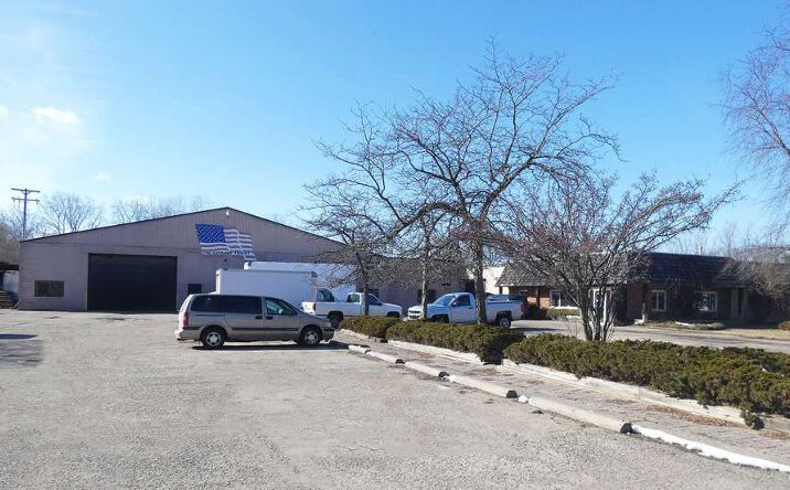 Pictures of Industrial property located at 4301 Western Rd, Flint, MI 48506 for sales - image #1