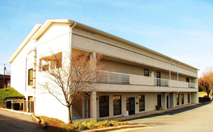 Pictures of Office property located at 2828 Maplewood Ave, Winston-Salem, NC 27103 for sales - image #1