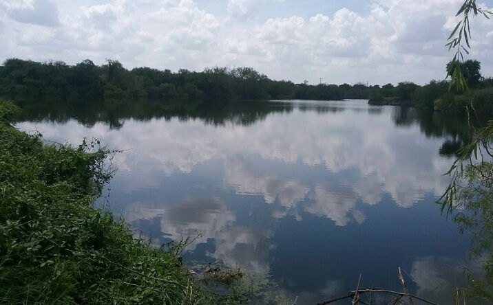 Pictures of Land property located at 1008 N Mayberry Blvd, Alton, TX 78573 for sales - image #1
