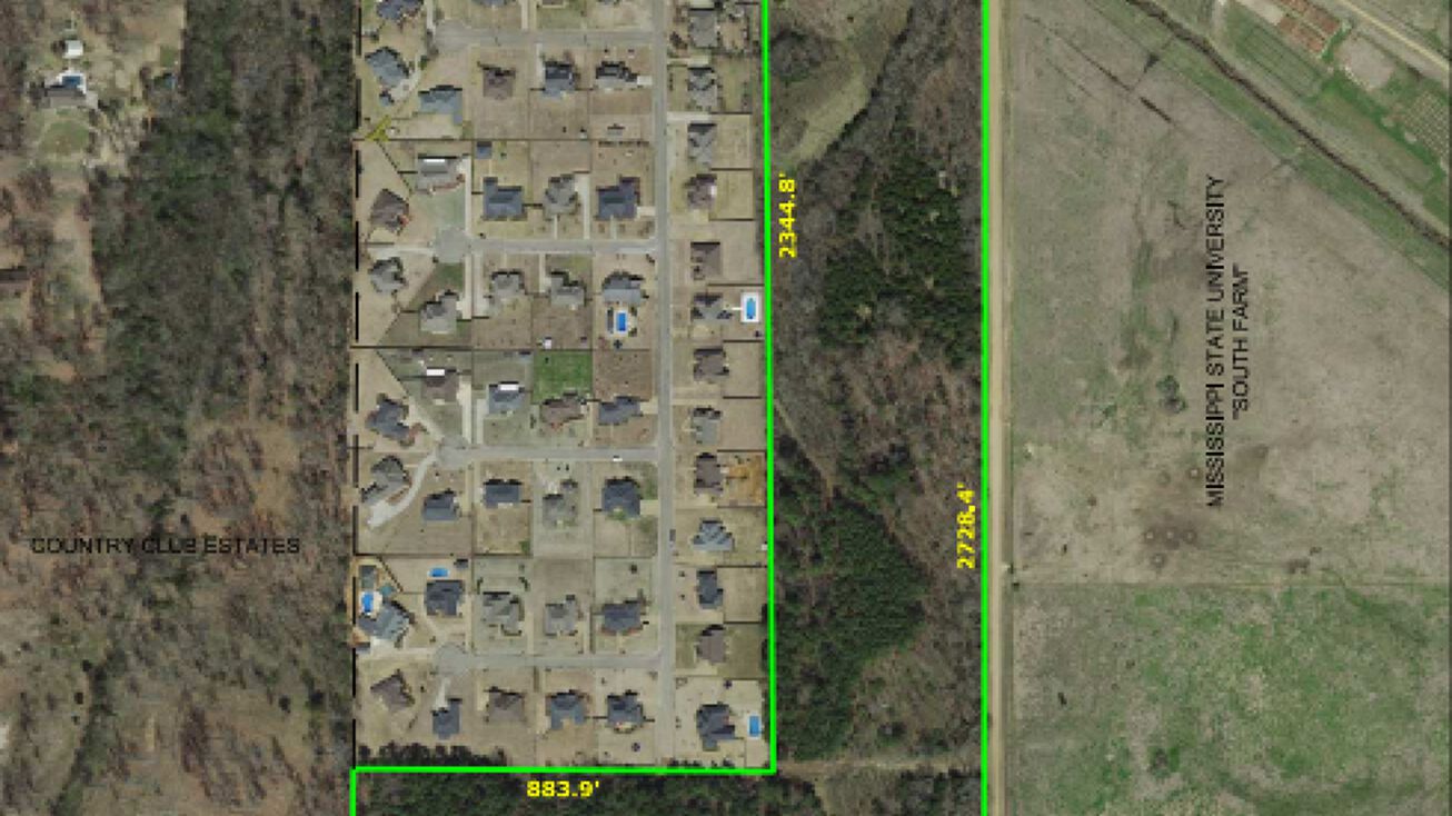 Greenbriar St, Starkville, MS 39759