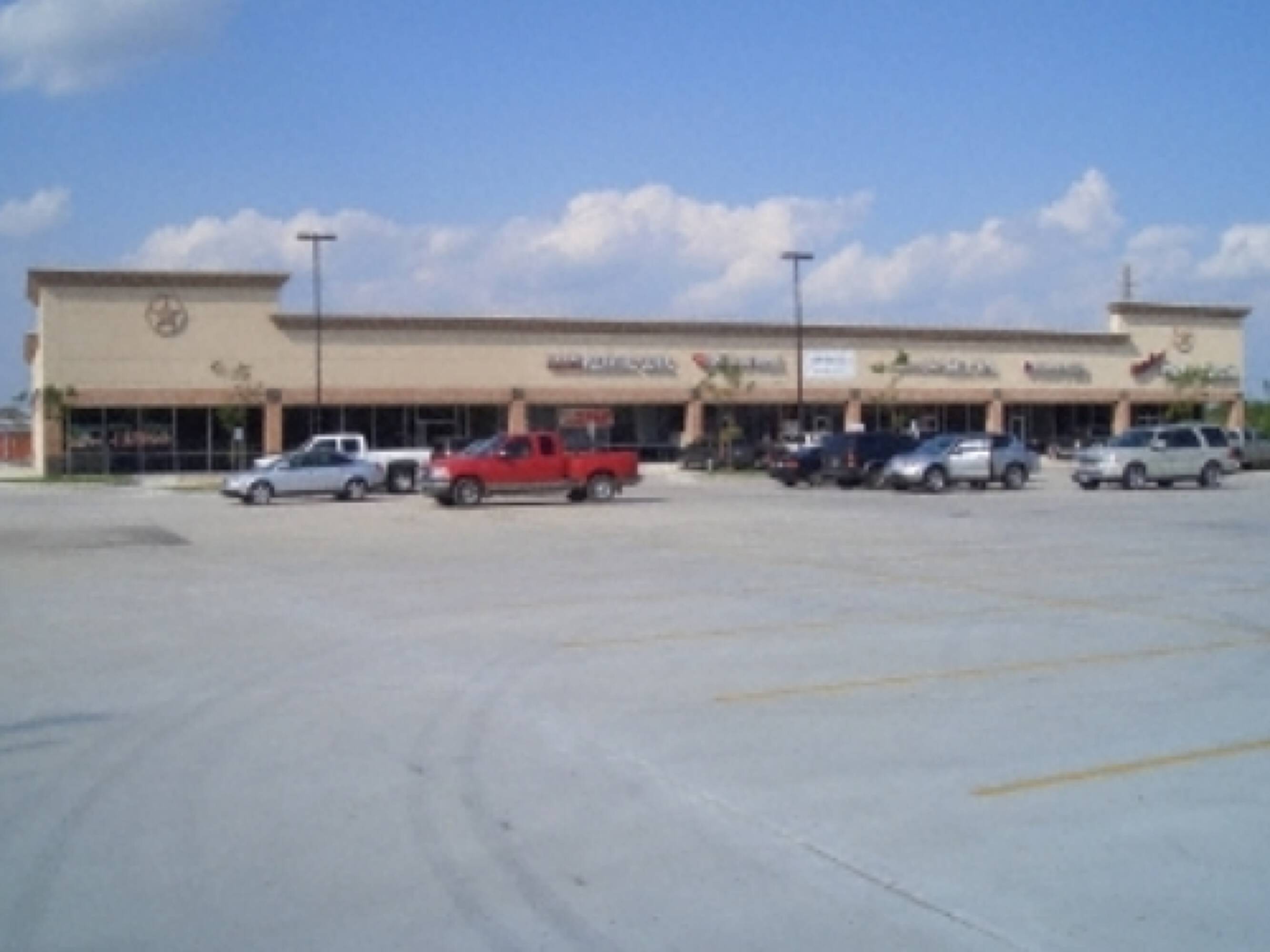 9721 Broadway St, Pearland, TX 77584