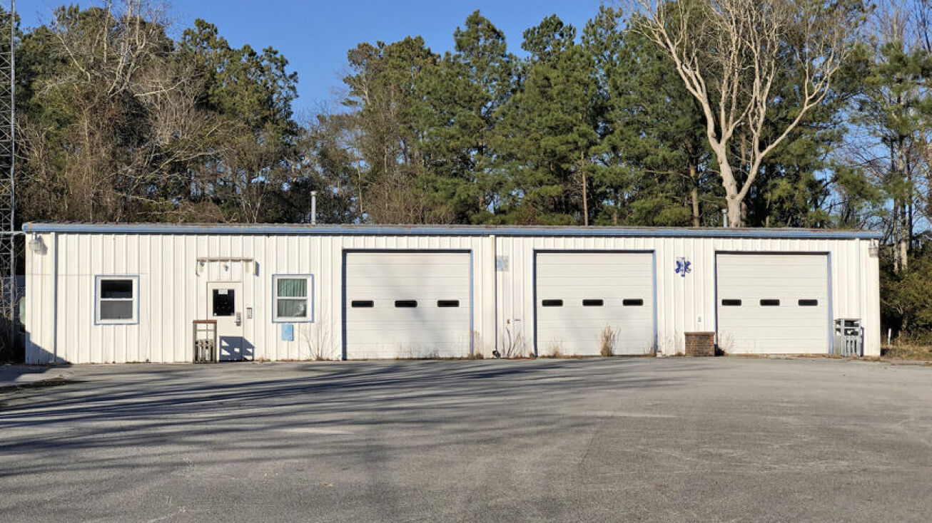 640 W Corbett Ave, Swansboro, NC 28584 - Industrial Property for Sale ...