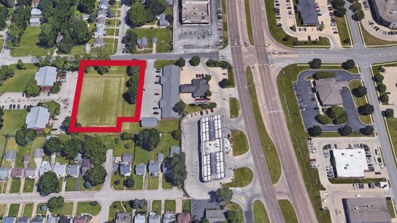 510 E Apple Orchard Rd, Springfield, IL 62703