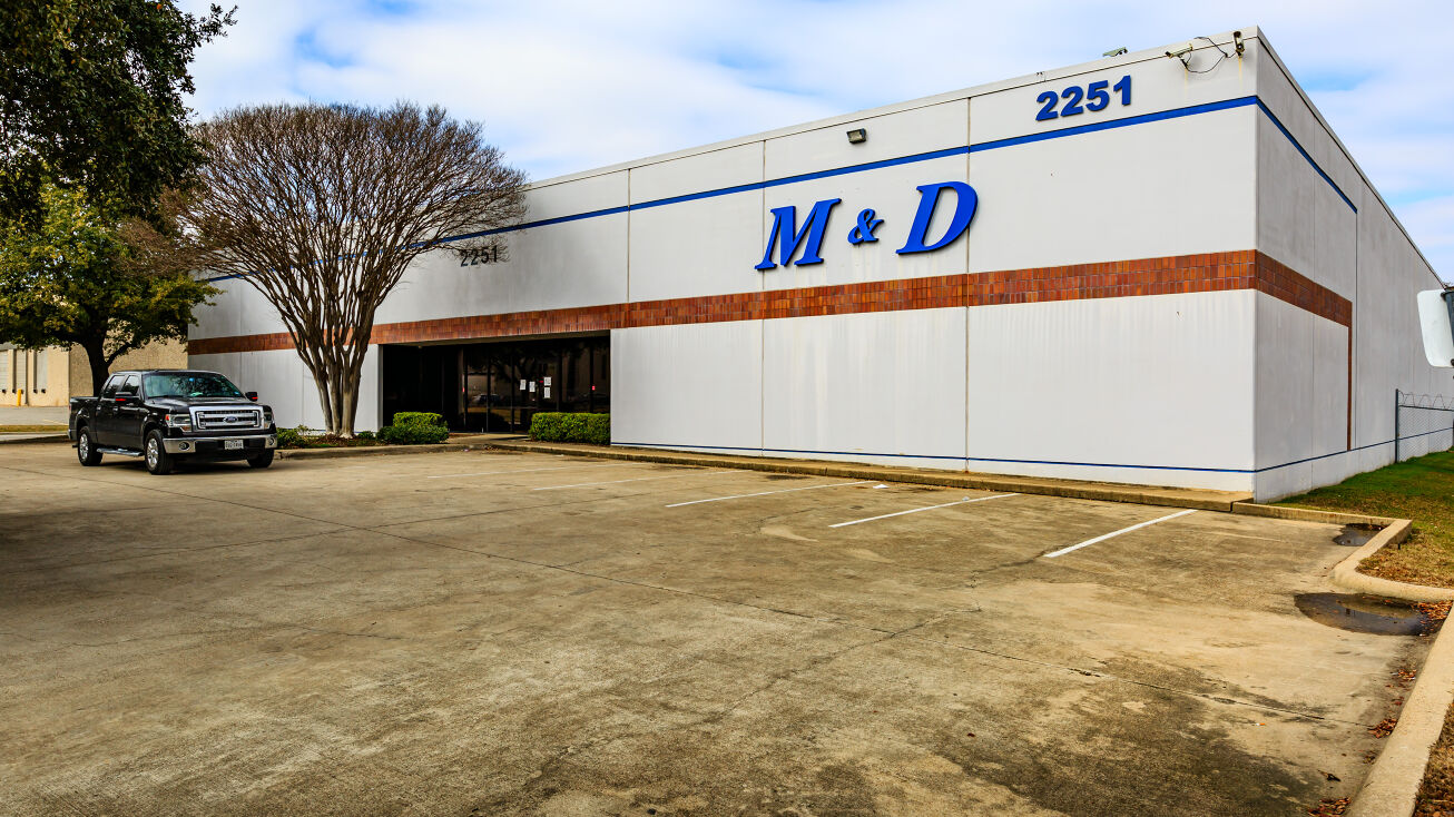 2251 W Commerce St, Dallas, TX 75212 Industrial Property for Sale M