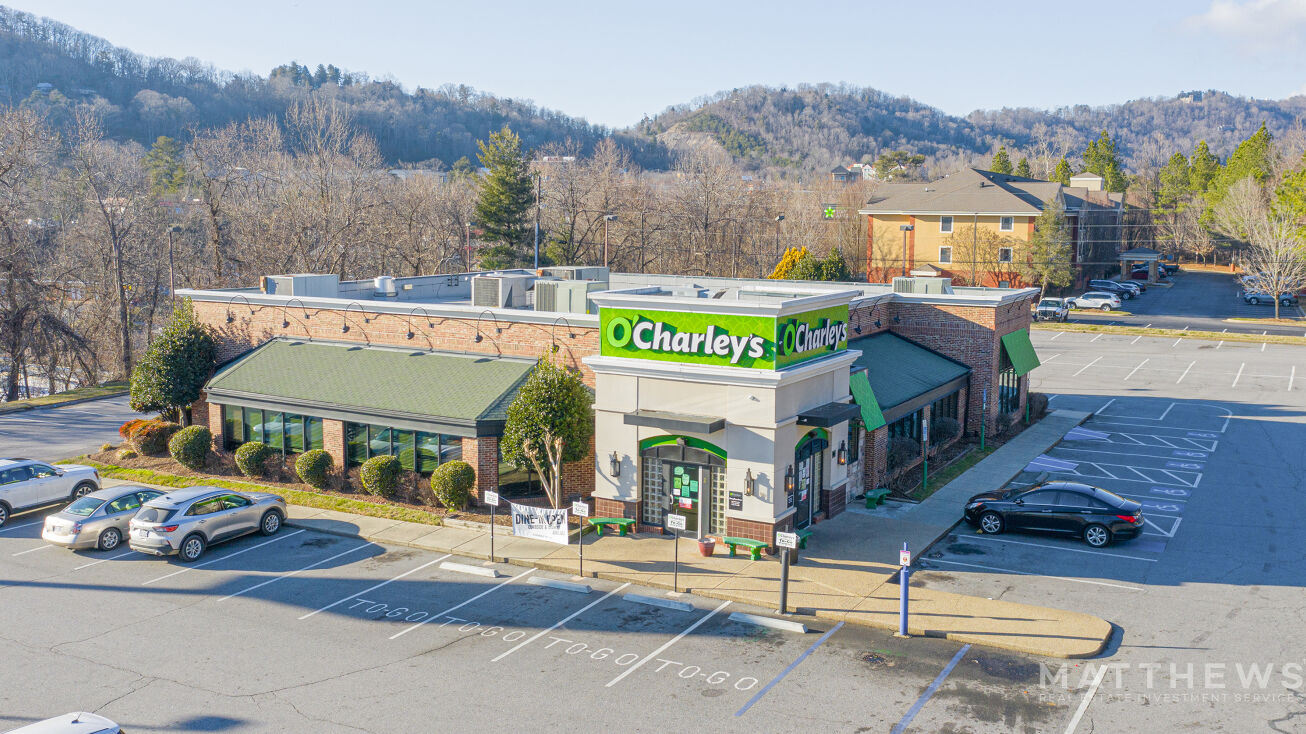 2 Kenilworth Knolls, Asheville, NC 28805