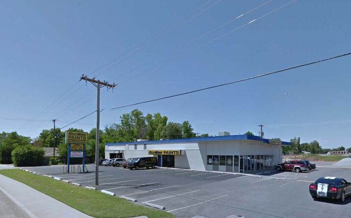 Pictures of Retail property located at 108 24th Avenue SW, Norman, OK 73069 for comps - image #1