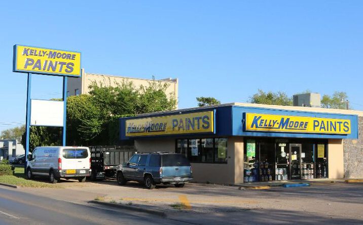 Pictures of Retail property located at 805 West Avenue North, San Angelo, TX 76901 for comps - image #1