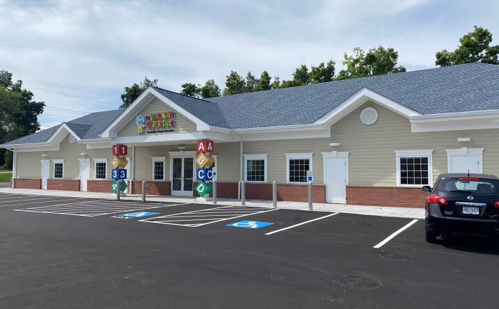 Pictures of Retail property located at 161 River Rd, Andover, MA 01810 for comps - image #1