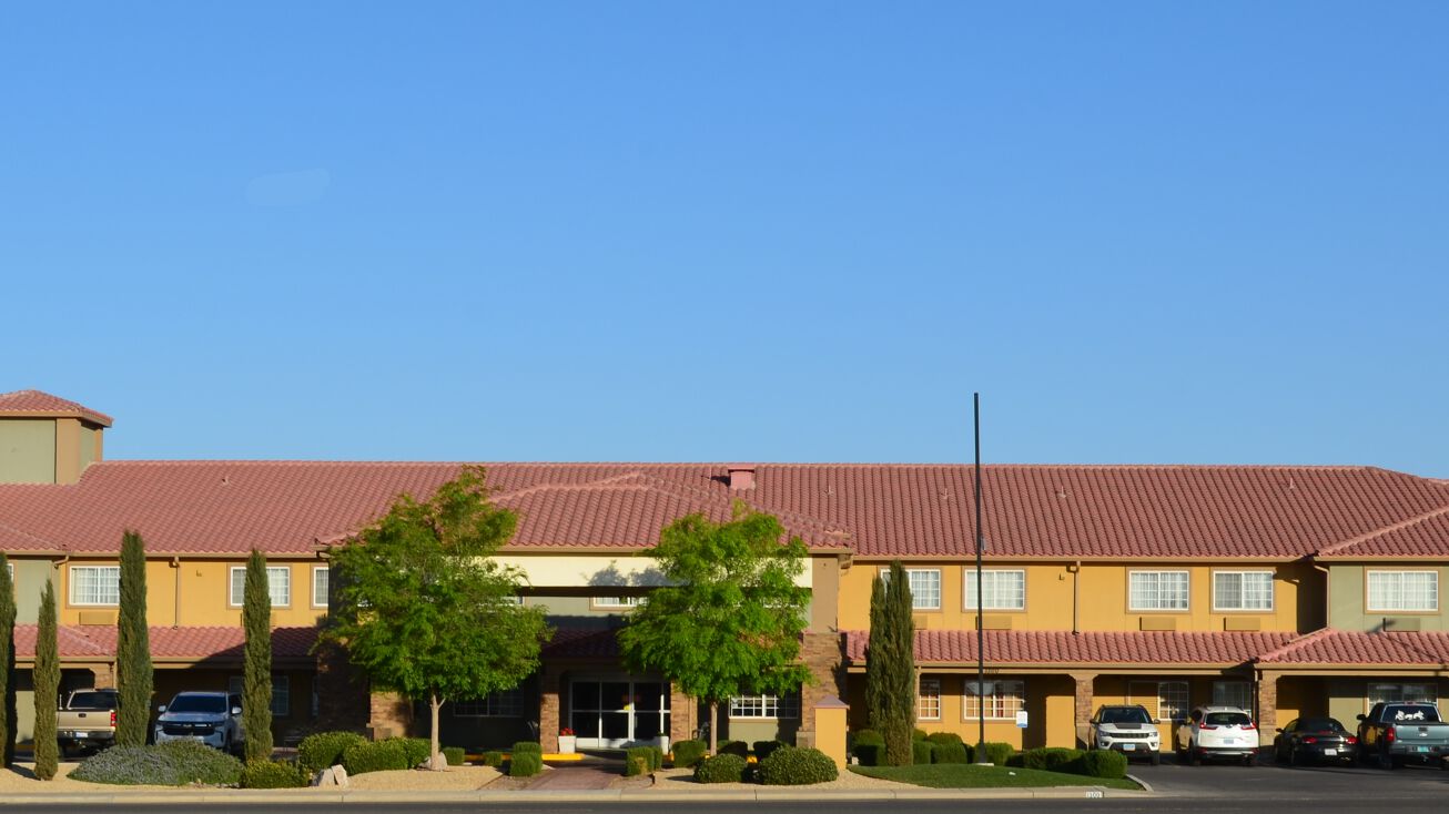 1300 Avenida de Mesilla, Las Cruces, NM 88005