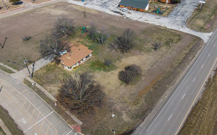 Pictures of Office, Land property located at 1605 N Highway 67, Midlothian, TX 76065 for sales - image #1