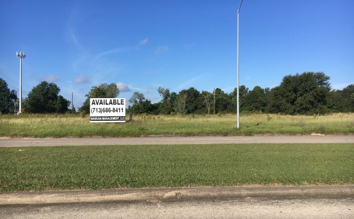 Pictures of Land property located at Imperial Valley Dr, Houston, TX 77060 for comps - image #1