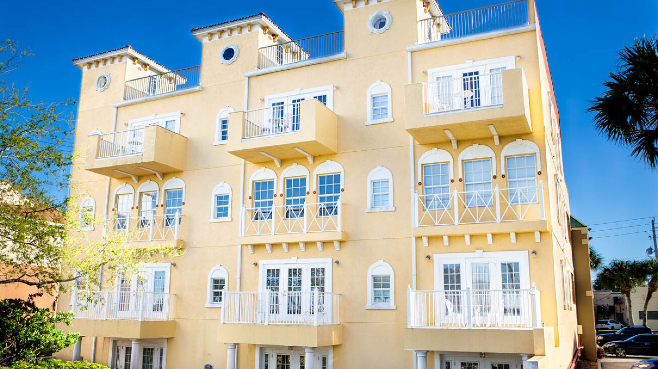 93 Brevard Ave, Cocoa, FL 32922