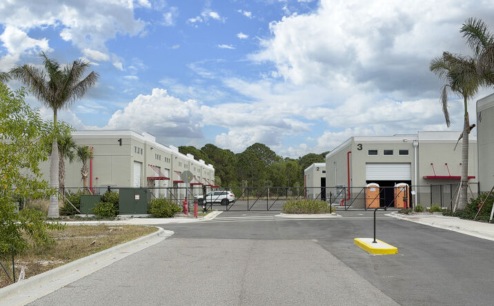 Pictures of Industrial, Self Storage property located at 7040 SE Federal Hwy, Hobe Sound, FL 33455 for sales - image #1