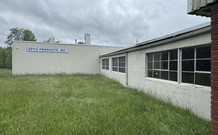 Pictures of Industrial property located at 63 Railroad Ave, Walden, NY 12586 for sales - image #1