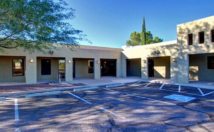 Pictures of Office property located at 9131 E Speedway Blvd, Tucson, AZ 85710 for comps - image #1