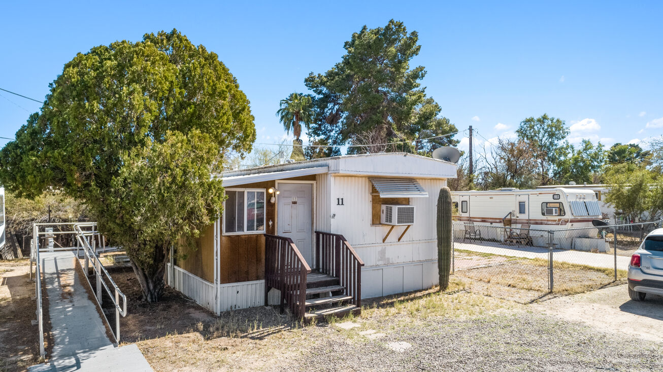 4605 N La Cholla Blvd, Tucson, AZ 85705