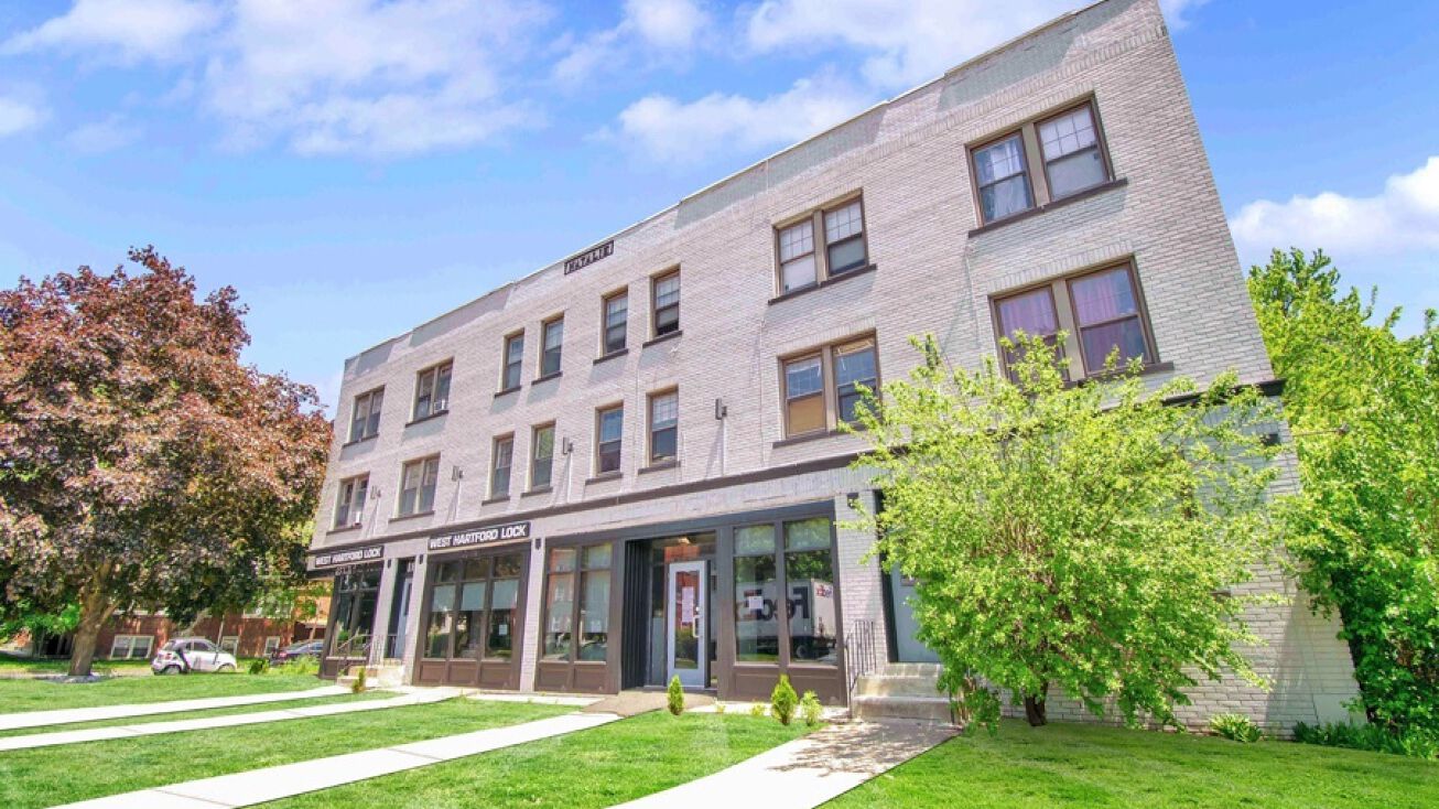 358 Prospect Ave, West Hartford, CT 06119