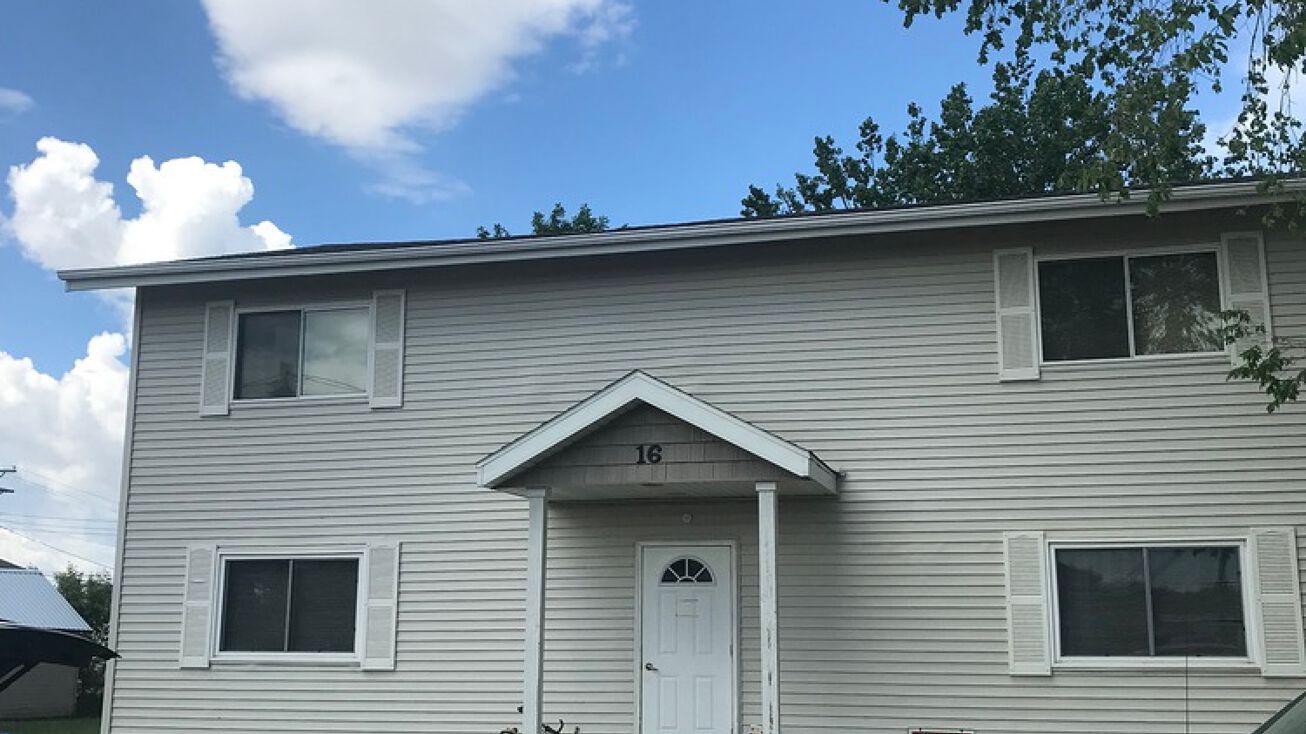 16 1st St NW,, Crosby, ND 58730