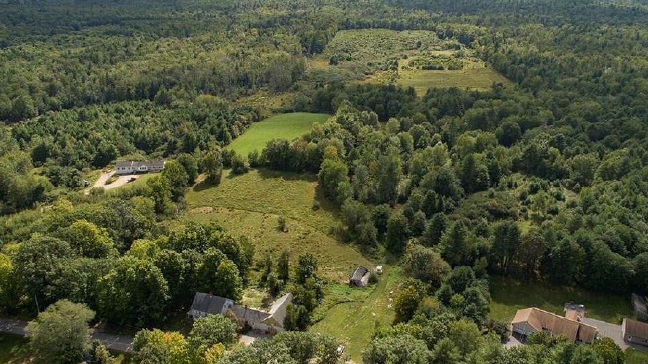 119 Bear Hill Rd, Hollis, ME 04042