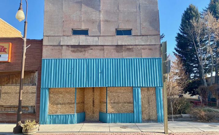 Pictures of Retail, Office property located at 113 Grand Avenue, Arco, ID 83213 for comps - image #1